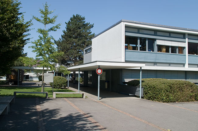 Schulhaus Neufeld